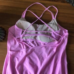 Lululemon tank🌷